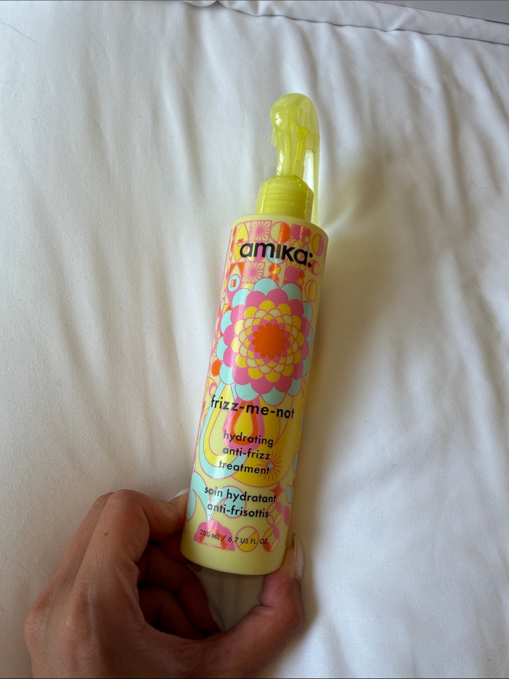amika Frizz Me Not Hydrating Anti-Frizz Treatment - Yellow